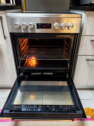 Stainless steel electric oven - excellent working condition