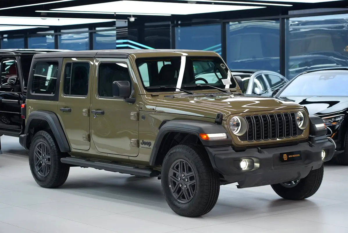 Jeep Wrangler 2026 — photo 1 of 18