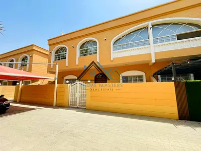 3 Br Duplex Villa With Separate Entrance & Yard