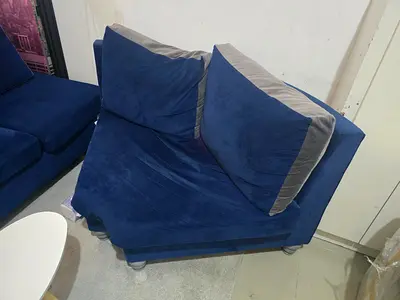 Single-module corner sofa seat in blue velvet — one piece