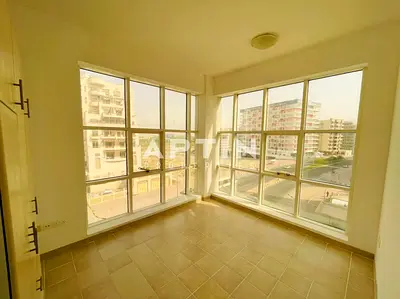 Modern 2 Bedroom Apartment | Built-In Wardrobes | DSO