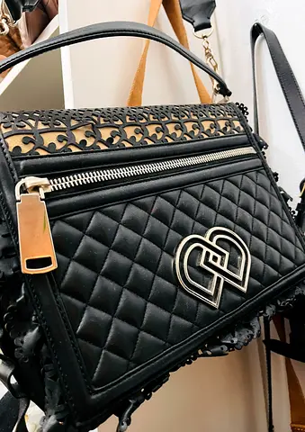 Authentic DSQUARED2 full leather crossbody bag chanel louis vuitton burberry dolce gabbana cartier m