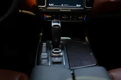 2019 Maserati LEVANTE — фото 13