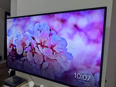50-inch Toshiba LED TV with FREE CHROME CAST DEVICE  FREE TV Wall Mount