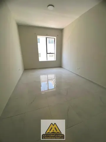 Beautiful apartments now available in an excellent location, suitable for everyone, with maintenance included by the owner. Family-only building.