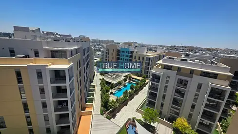 Luxury 1 Bedroom Apartment with Spacious Terrace