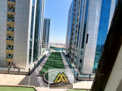 فرصة استثمارية وسكنية استثنائية للتملك الحر في إمارة عجمان، حيث نعلن عن طرح شقة متميزة بنظام غرفة وصالة (1BHK) للبيع في أبراج الشرق (Orient Towers) ال