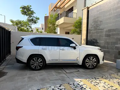 LX600 Signature 2026 GCC Specs 750km only