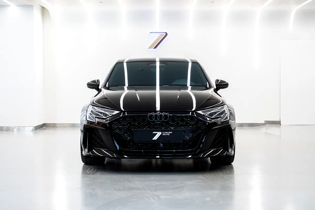 Audi RS3 2026 — photo 1 of 15