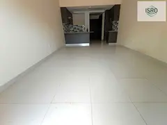-spacious-Ready to move-studio-poll and parking
