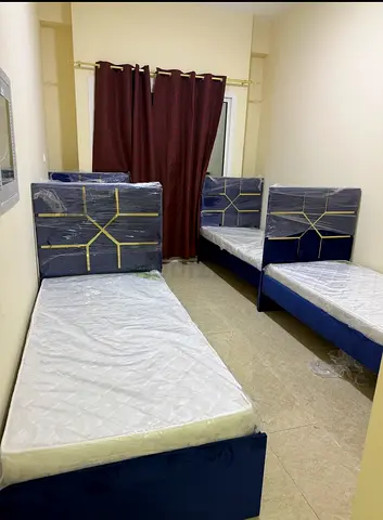Executive Bed Space for Male – 3 Minutes Walk to Metro