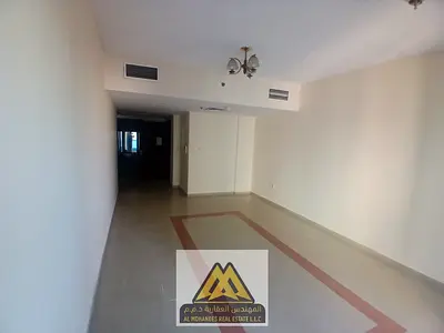 Excellent location | Excellent price | Vibrant area | Close to all amenities | Regular maintenance included | Open view