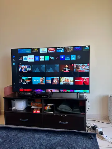 55 inch Samsung Crystal UHD 4K TV - Great Condition