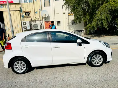 2016 KIA RIO 照片 3