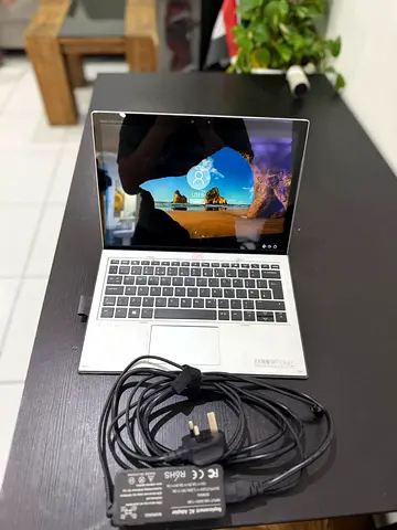 HP Elite X2 1012 G2 2-in-1 Business Laptop - 12.3 inches Gorilla Glass Touchscreen (2736x1824)