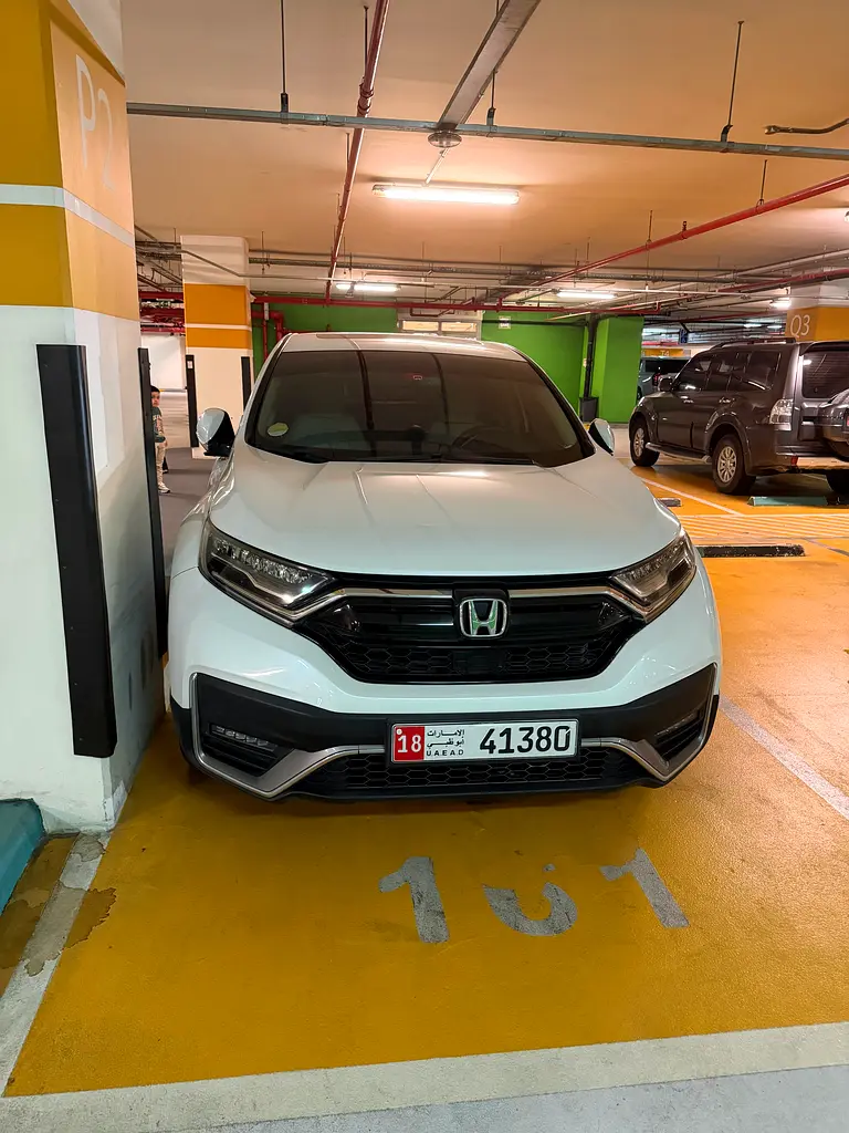 Honda CR-V 2022 — photo 1 of 10