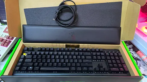 Razer Blackwidow V4 gaming keyboard