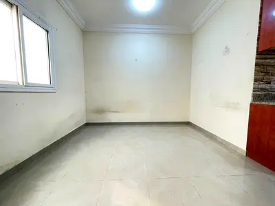 GOOD STUDIO SPREATE KITCHEN CLOSE TO MUWALIEH PARK SHARJAH
