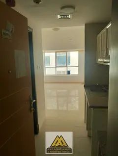 Largest space * Large window * Central air conditioning * Semi-separate kitchen * Flexible payment o