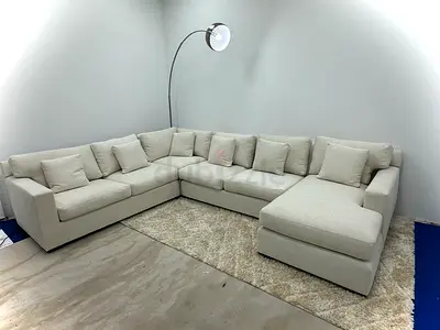 Excellent condition cratebarrel Ushape sofa
