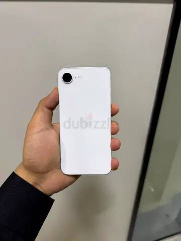 iPhone 16e 128GB White - 100% 🔋- Official Apple Warranty