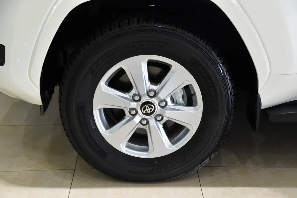 Toyota Land Cruiser 2023
