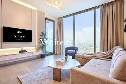 TOP FLOOR VIEWS | RARE FIND | SMART HOME