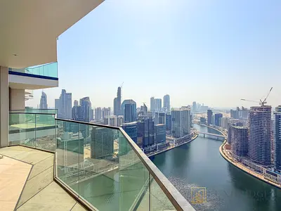 BRAND NEW || HIGH FLOOR || CANAL & SKYLINE VIEWS