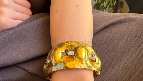18k gold 77 g with Diamond and Sapphire