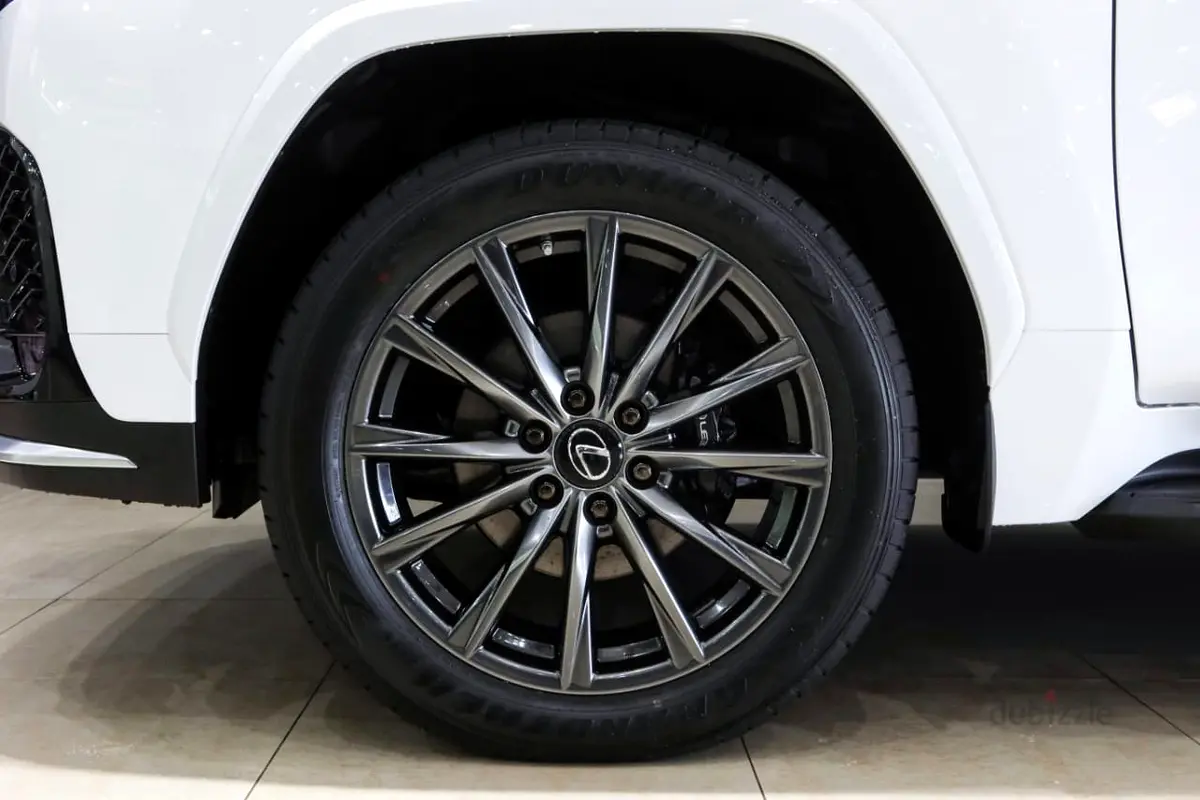 Lexus LX-Series 2023