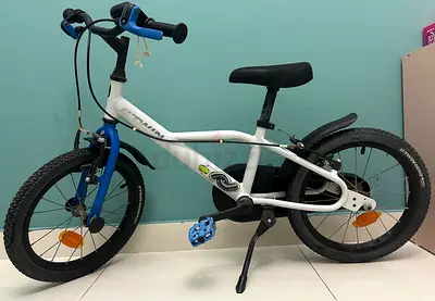 BTwin Astronaut 500 16-inch kids bike