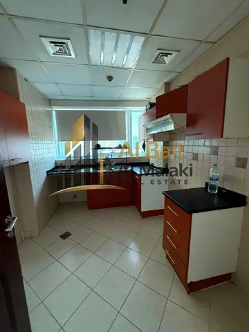 One Bedroom and Living Room Apartment with Open Sea View | Balcony | 2 Bathrooms | Direct Access to Dubai