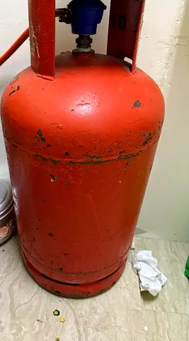 Used LPG Gas Cylinder (Large) - Good Working Condition with half gas