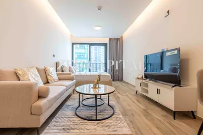 Canal and City View | Fully Furnished | Studio