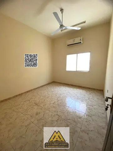 استوديو مناسب للعزاب أو الشيرنج بمساحة كبيرة جداً ومطبخ منفصل مع صيانة مجانية وسعر اقتصادي