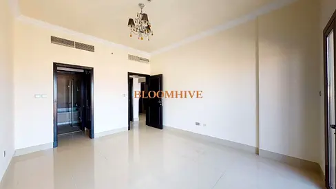 GROUND FLOOR EXTRA SPACIOUS WITH LARGE TERRACE NEXT TO JSS