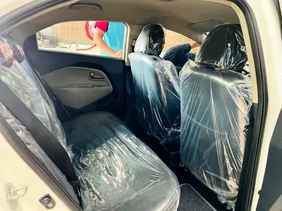 2016 KIA RIO 照片 13