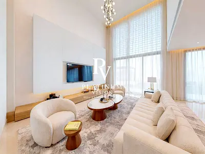 HIGH CEILING! Semi-Corner | Very Close to the Park | Paid 60%
