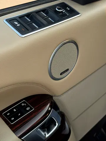 2015 LAND Rover RANGE ROVER — миниатюра 19