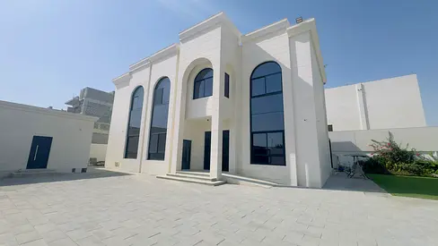 Luxury Independent 6BR Villa with Spacious Layout in Nad Al Sheba 3