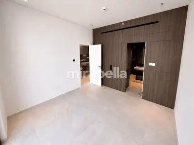 High Floor | Fitted Kitchen | Big Balcony