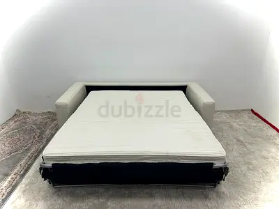 Great condition Natuzzi sofabed