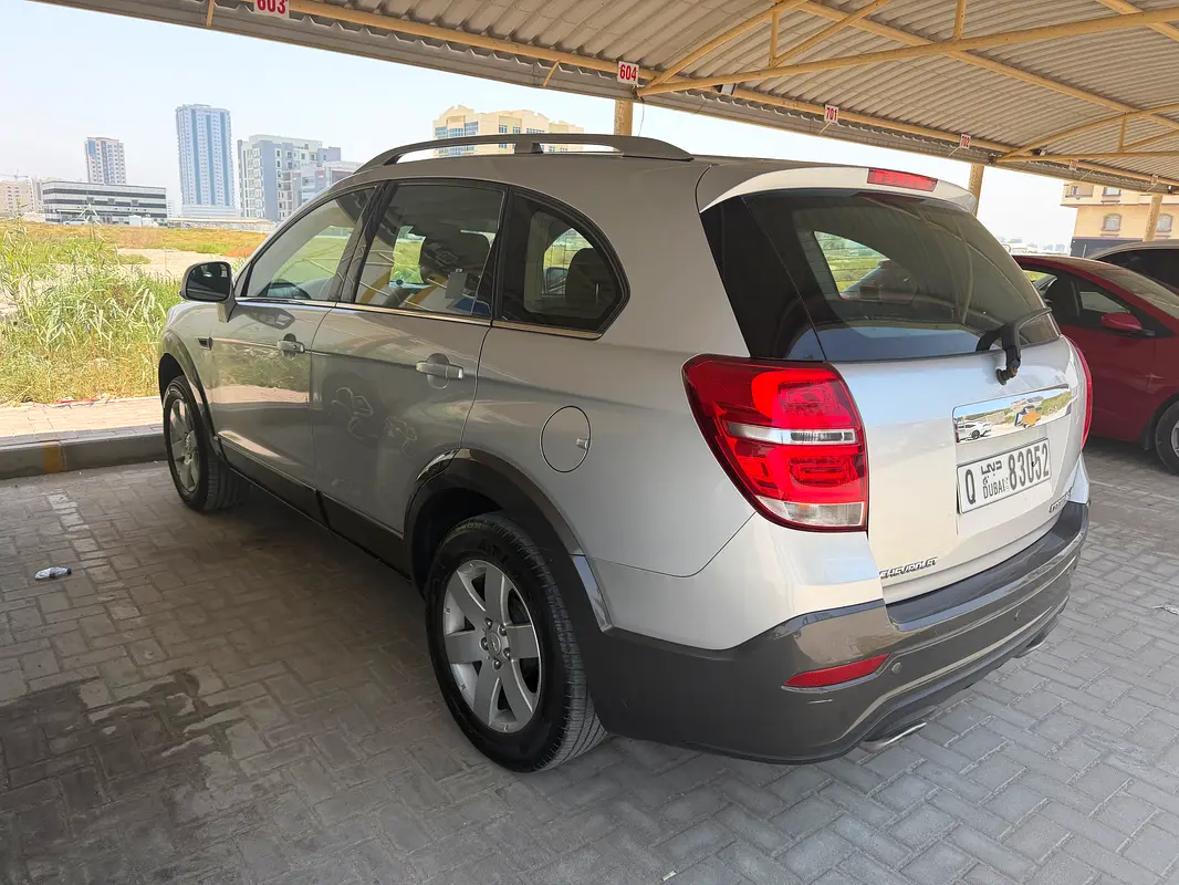 Chevrolet Captiva 2016 — photo 1 of 10