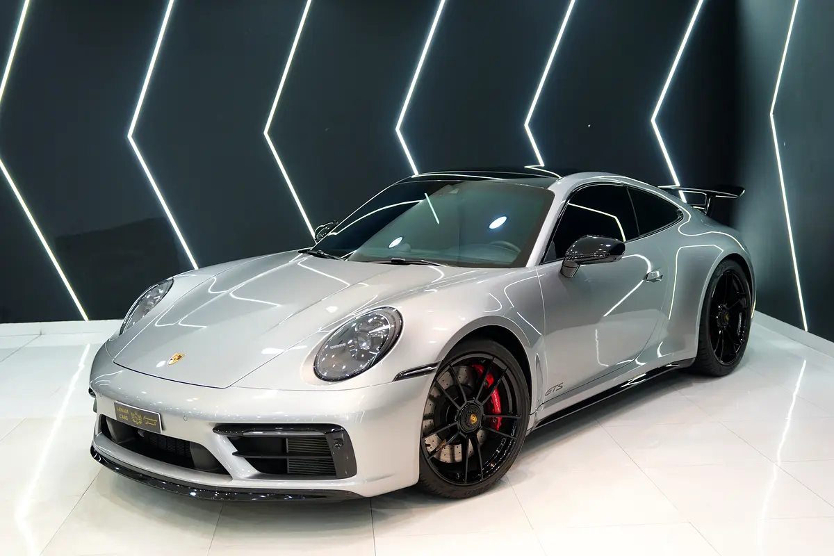 Porsche 911 2022 — photo 1 of 14