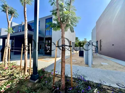 4BR Semi-Detached Villa | Sendian Masaar