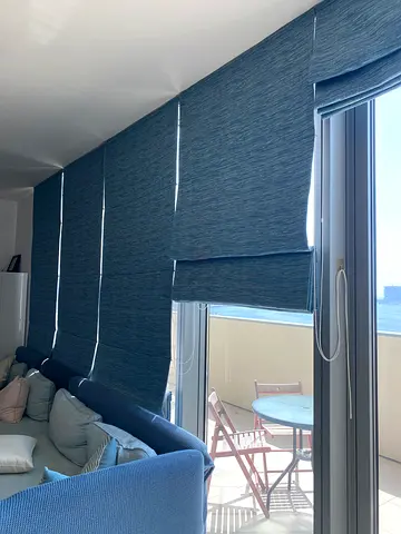 Roller blind curtains x 6 (103 cm width each)