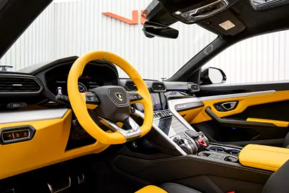 صورة مصغرة 9 لـ 2021 Lamborghini URUS
