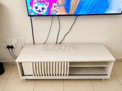 White Wooden TV Stand / Entertainment Unit - Good Condition
