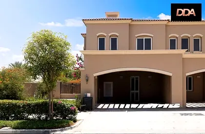 FAMILY HOME | LARGE LAYOUT | CORNER UNIT | VACANT