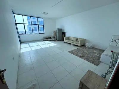 Largest spaces - Master bedroom - 3 balconies - Laundry room - Built-in wardrobes - Separate living room - Central air conditioning - Free maintenance